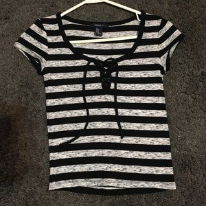 Black + grey cropped lace up top.